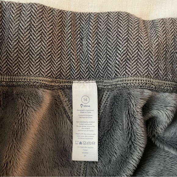 Ivivva Size 14 Cuddle & Huddle Fleece Lined Jogger Sweatpants Lululemon - Picture 5 of 9